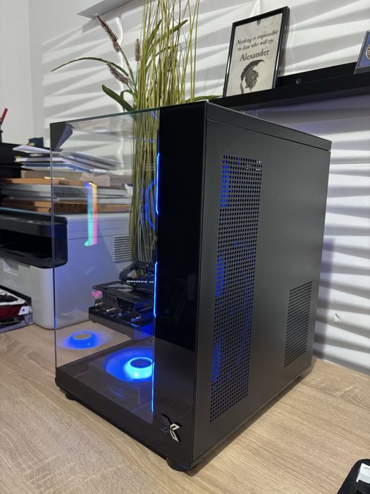 Панорамен геймърски компютър Ryzen 5500/RTX3060Ti/16 Ram/500 ssd/550W Gold