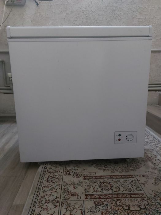 Продам морозильник