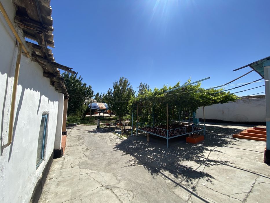 Үй сатылады