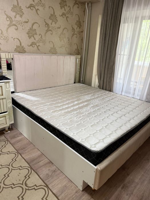 Продаю кровать + матрас