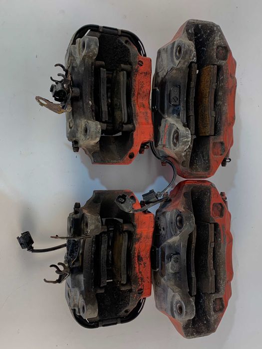 Brembo четири бутални алуминиеви спирачни апарати Vw Touareg I (06-10)