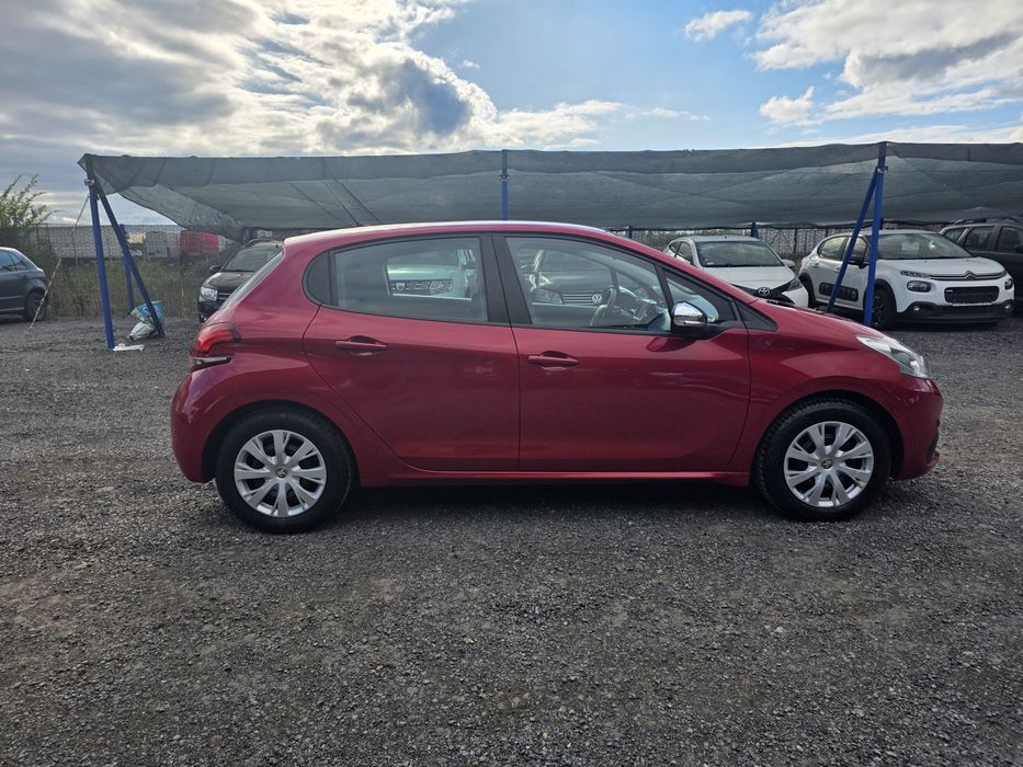 Peugeout 208 1.2 benzina+gaz 2018
