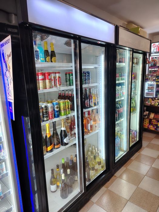 Двойна ХЛАДИЛНА витрина  - 2 броя