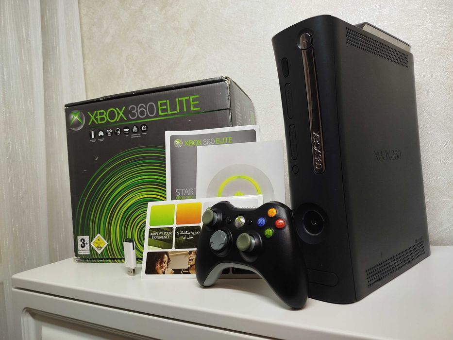XBOX 360 ELITE с коробкой