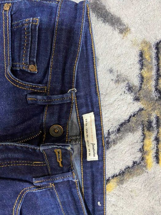 Женские джинсы Stradivarius и Mango, размер 36–38 (3 пары)