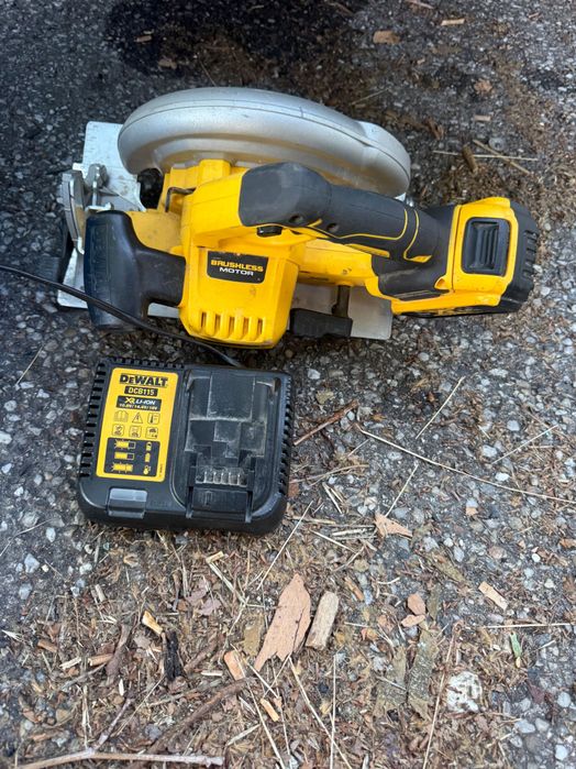dewalt xr акумулаторен циркуляр 18v