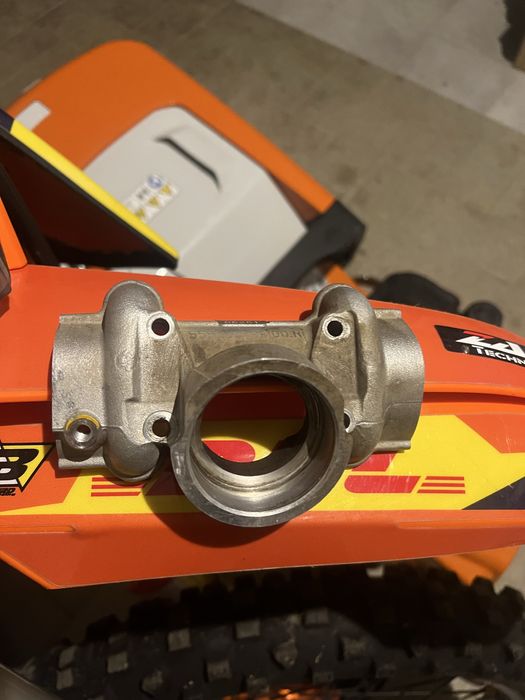 Flansa evacuare ktm 2020-2023