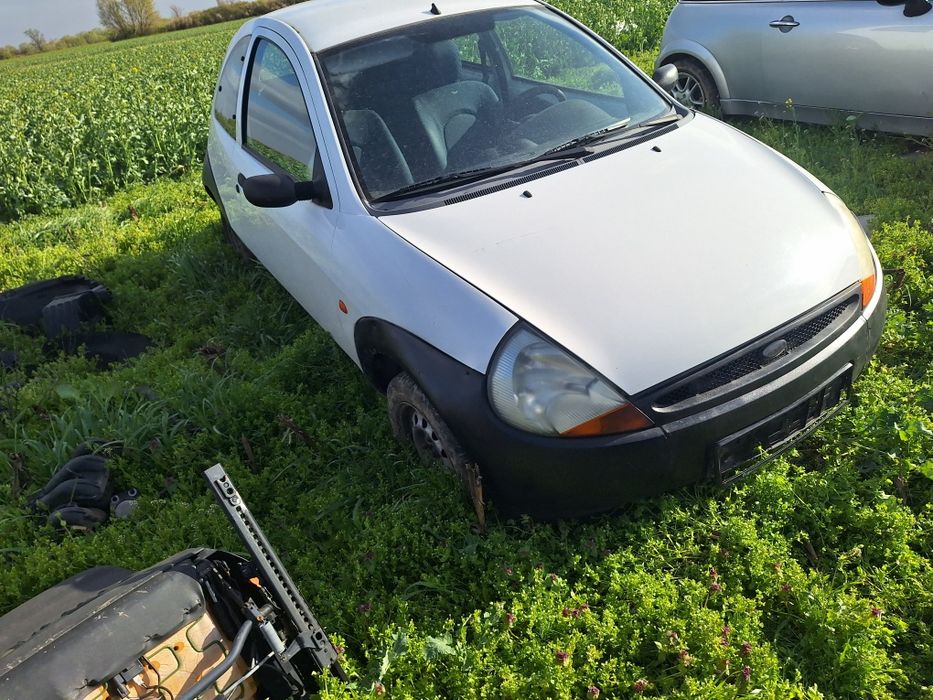 Dezmembrez ford ka 1.3 benzina