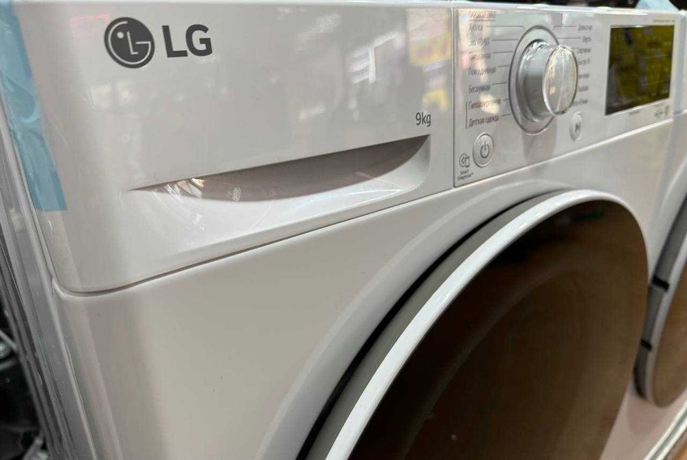 Стиральная машина LG 9 кг F2V3FS0W DD Inverter Steam 6Motion