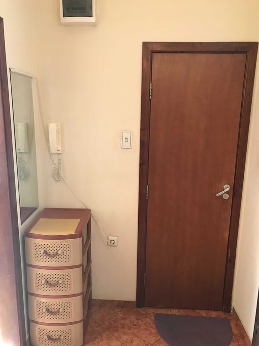 Обзаведен двустаен апартамент до Лятно кино Тракия