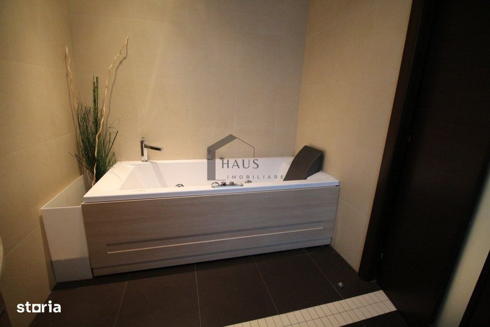 Apartament 3 camere 2 bai lux parcare subterana termen lung zona KM 5
