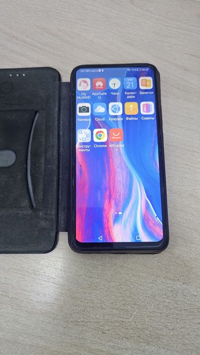 Продам телефон срочно