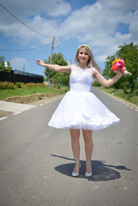 Rochie de mireasa scurta