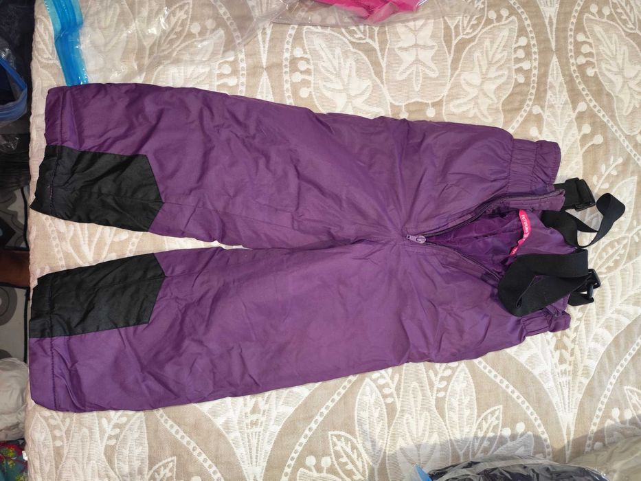 Продам детскую верхнюю одежду