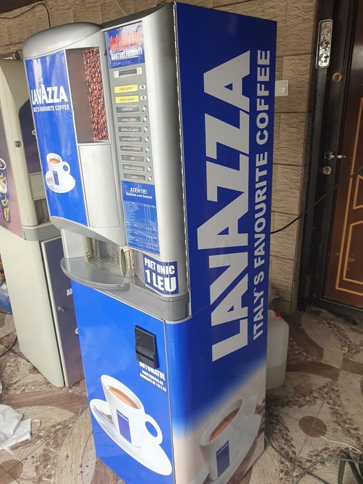 Vand tonomate de cafea și băuturi calde