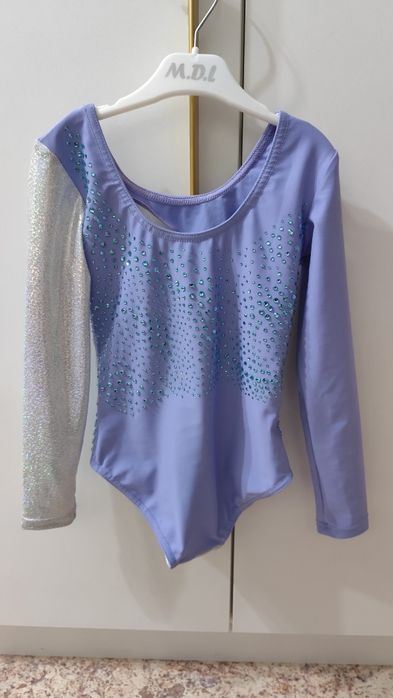 Продам купальник для гимнастики