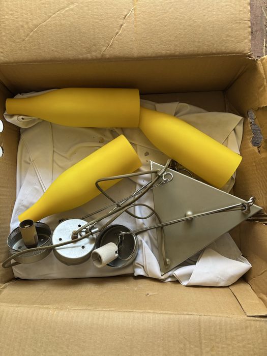 Люстра в хорошем состоянии