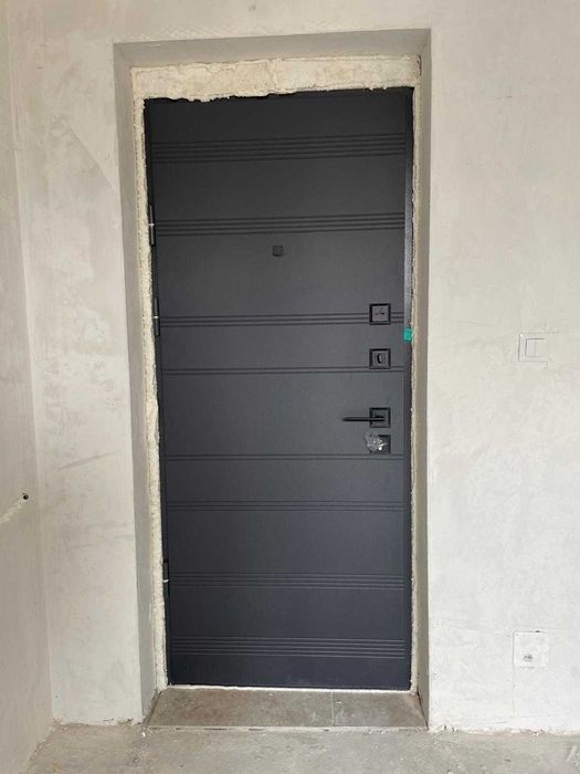 Usa intrare apartament Koln