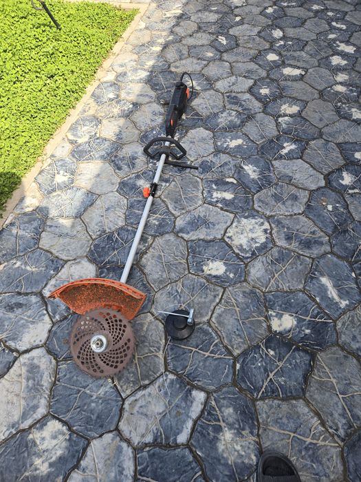 Продам электрический триммер