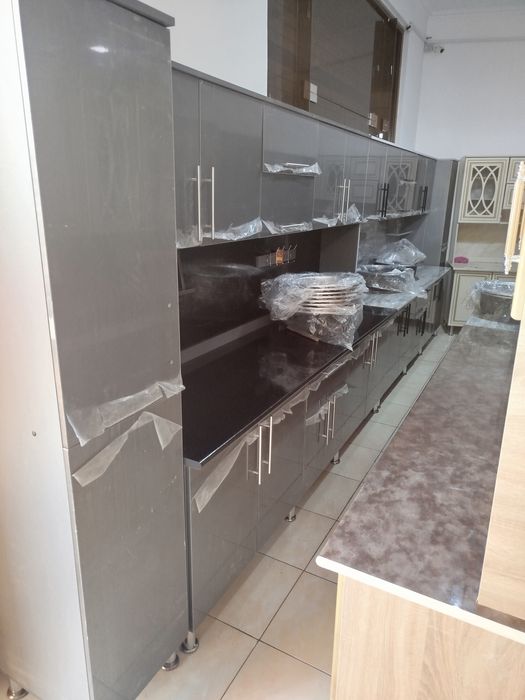 Kuxiniy mebellar Akril- MDF dan