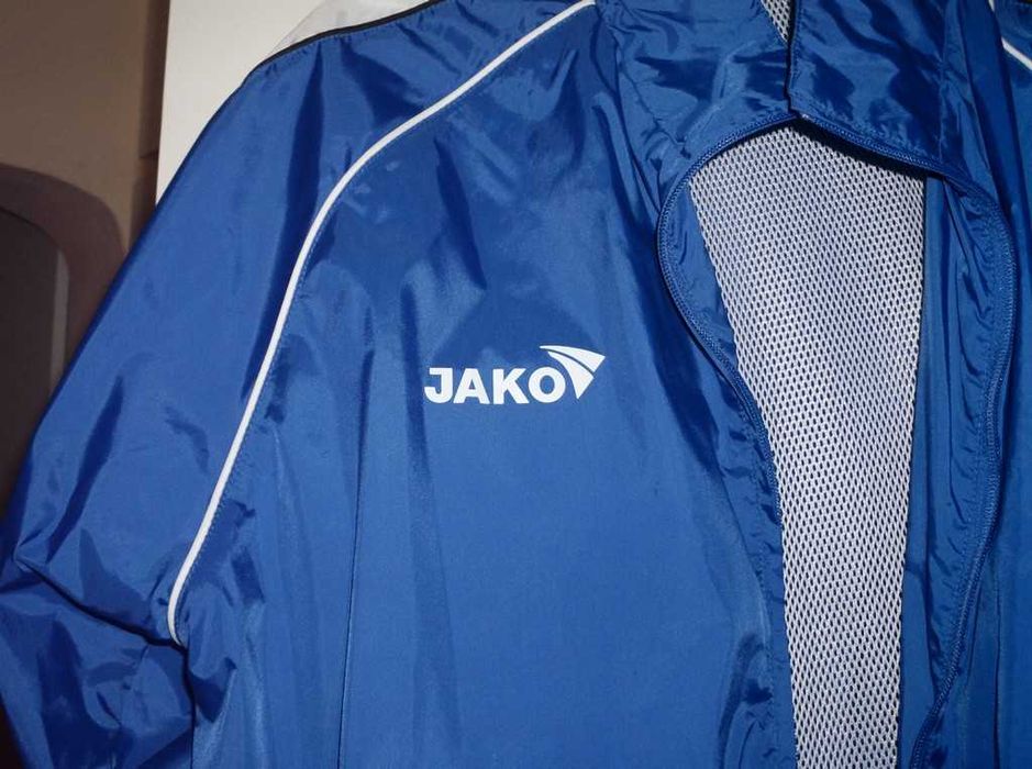 Vand jacheta JAKO pentru barbati