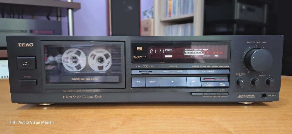 Deck Teac V-670