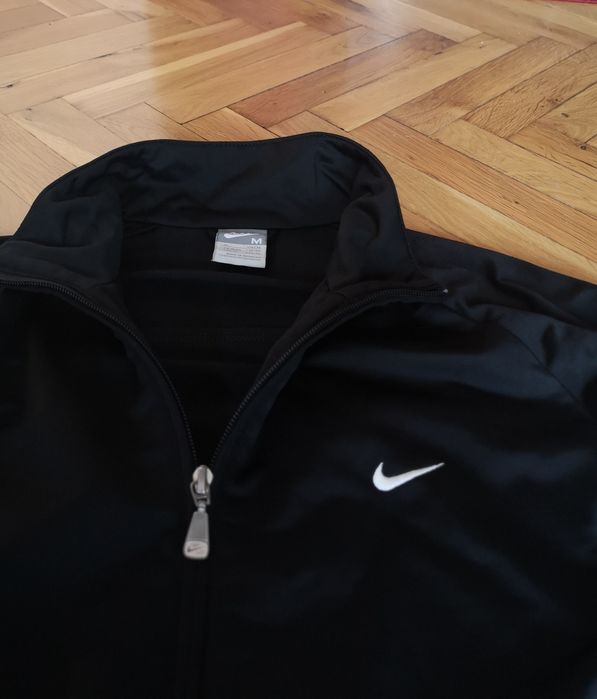 Оригинално мъжко горнище Найк размер M