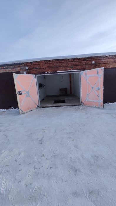 Гараж в районе Шмелёвки.