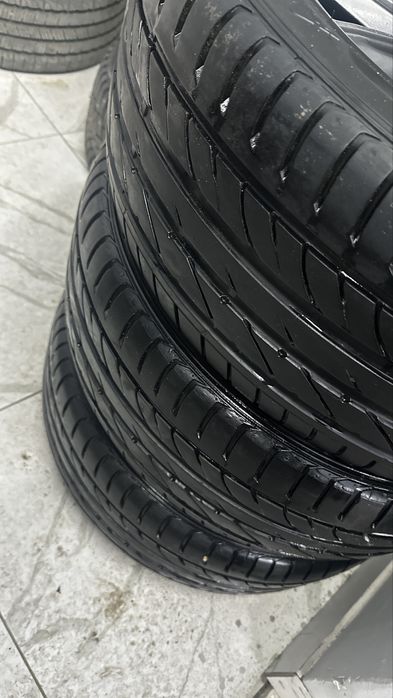 Продам диск с резиной летней ауди