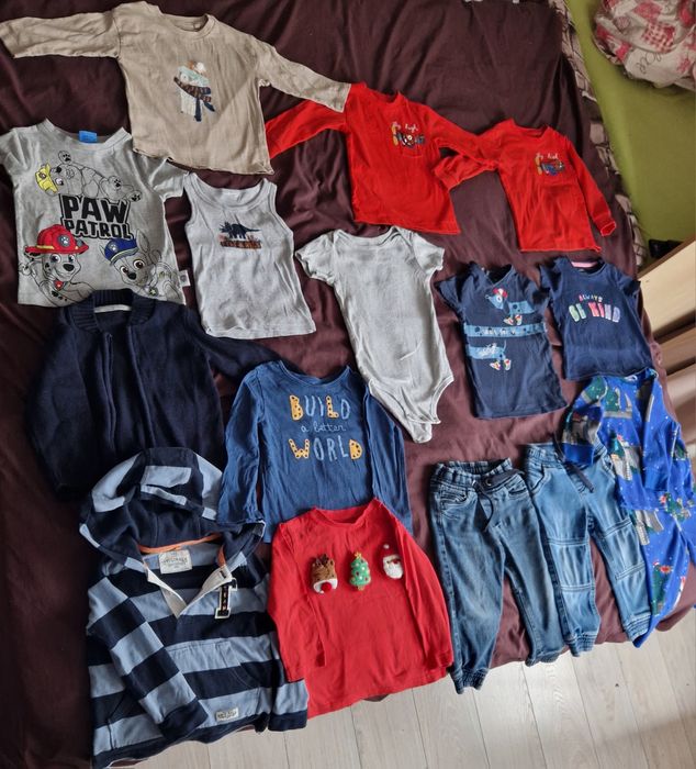 Lot haine baiat 2-3 ani