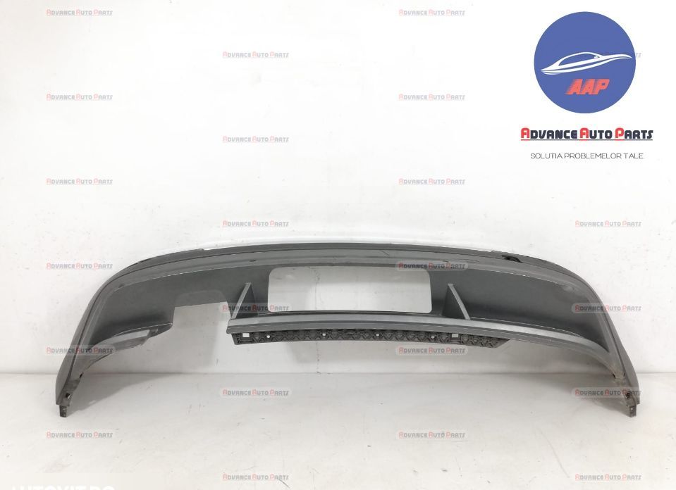 Задна броня R-Line с оригинални сензори във добро състояние Фолксваген