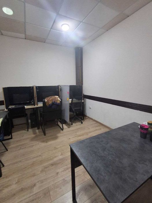 Продаётся нежилой помещение  первая линия  Шайхантахурский районе