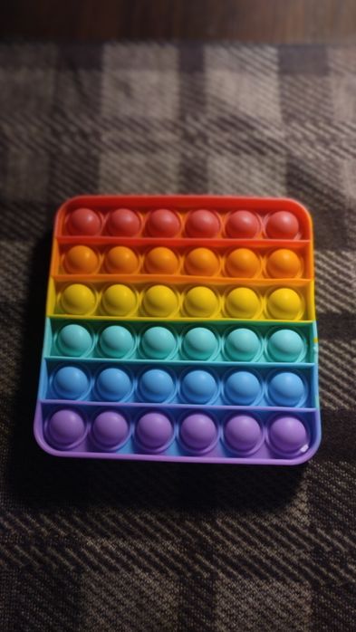 детские антистрессы поп-ит