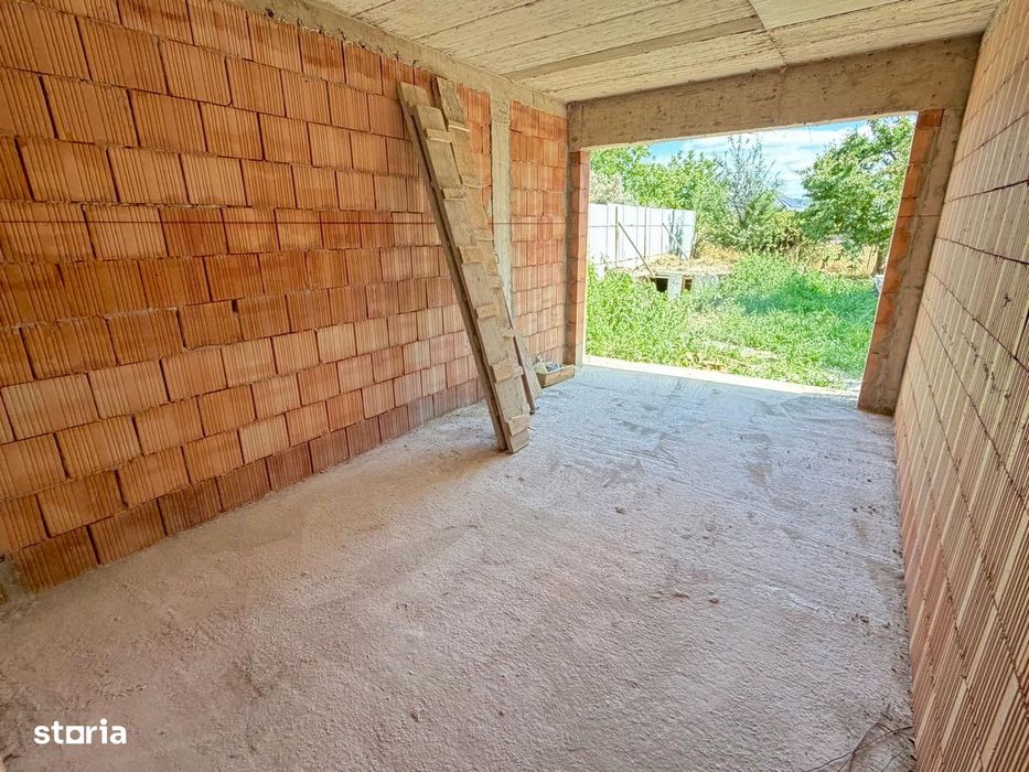 Apartament 4 camere 121 mp + 150 mp gradina, imobil tip vila, Marasti
