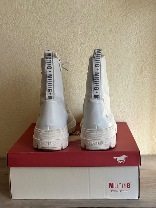 Бели кубинки 40 номер