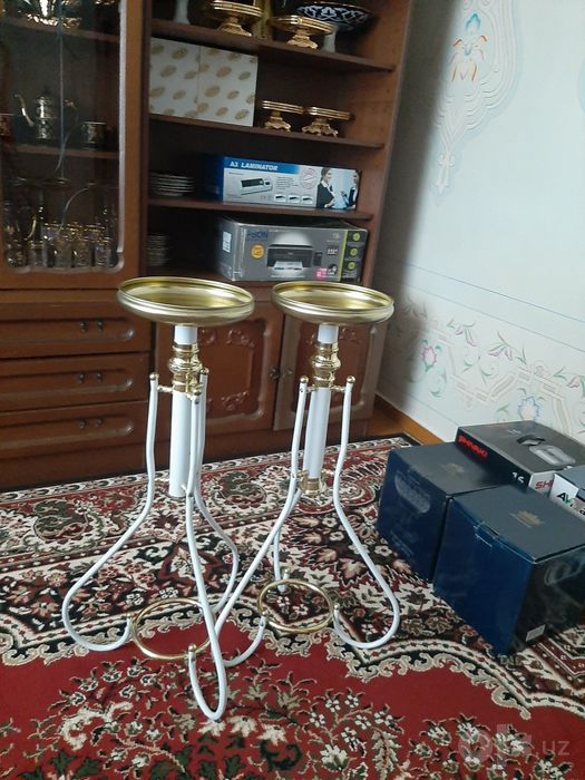 Подставка для цветв