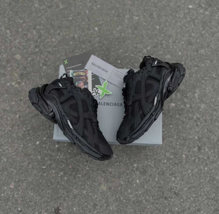 Balenciaga Runner