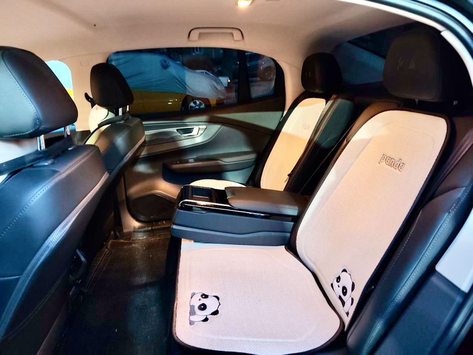 Hongqi eqm5 Продается