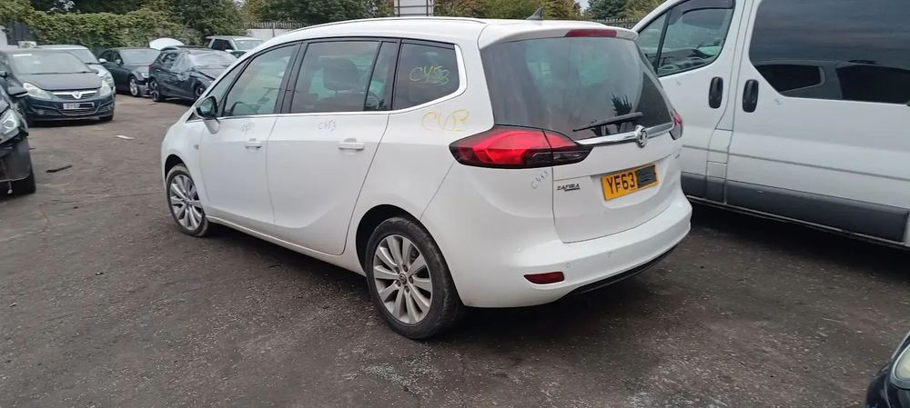 Dezmembrari / Dezmembrez Opel (Vauxhall) Zafira C A20DT cutie viteze manuală 5 trepte - myj cod culoare GAZ (40R)