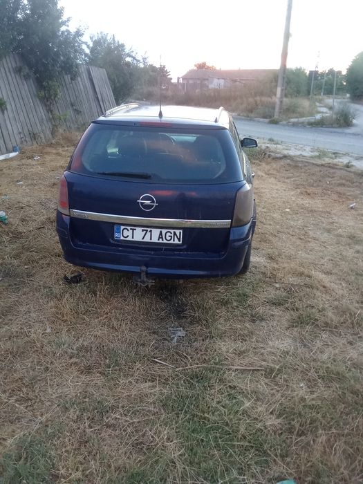 Vând sau schimb  Opel Astra h 1,9 CTDI