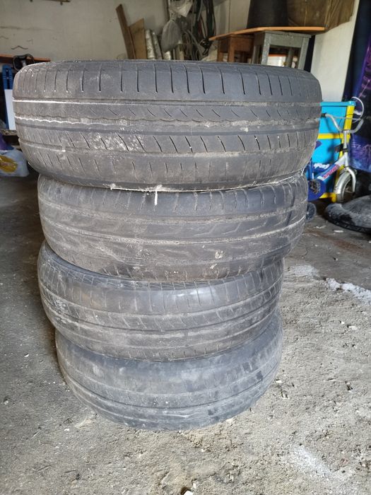 Автошины на автомобиль