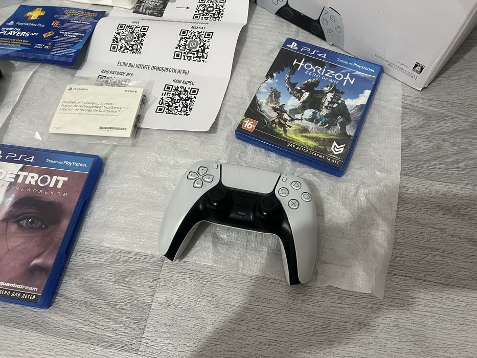 Продам Playstation 5 slim box 1 TB