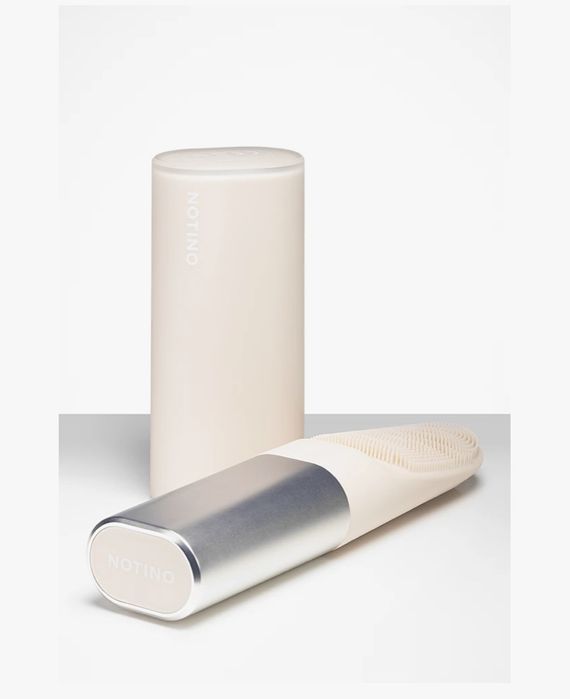 Електрическа - почистваща четка за лице , със загряваща функция.