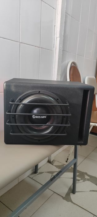 Продам сабвуфер автомобильный