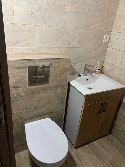 Vând apartament 3 camere renovat – 73,5 m²