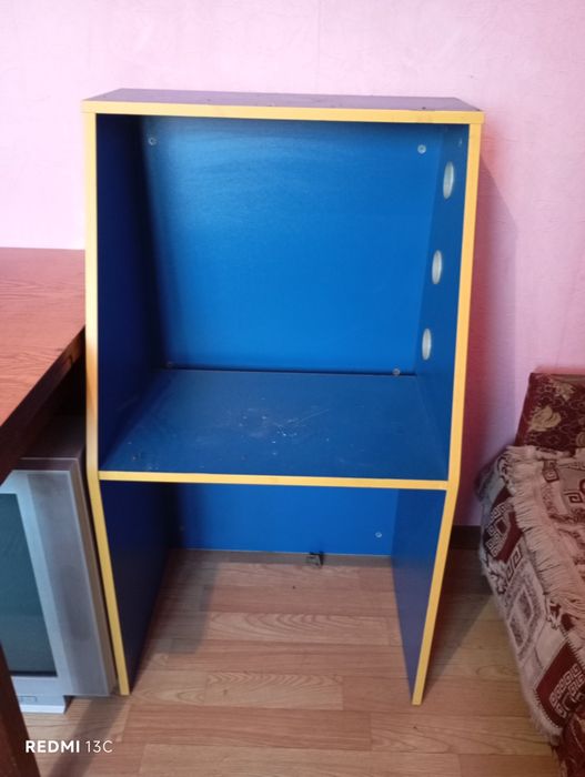 Полку тумбочка продам