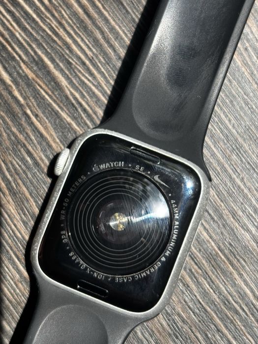 Apple Watch SE 2020 44mm