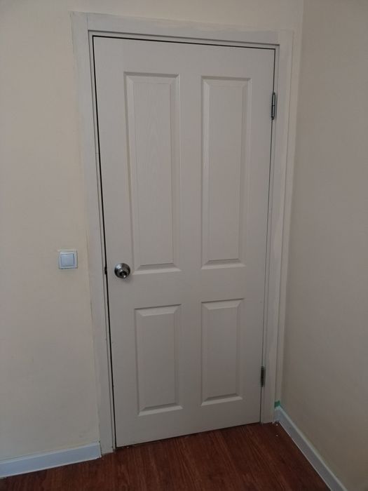 Продам двери межкомнатные