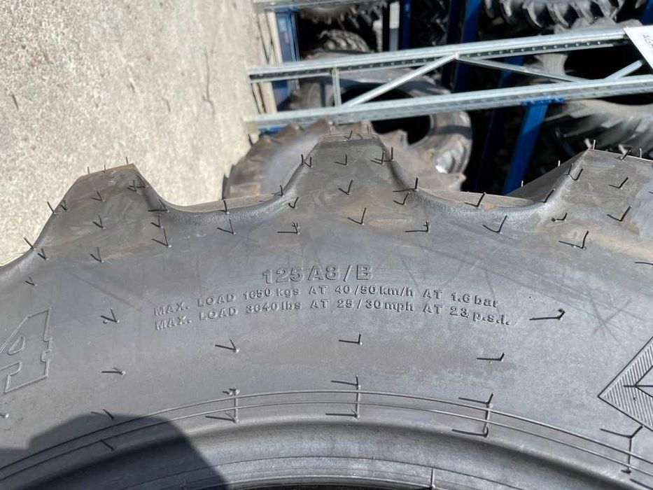 Cauciucuri noi 340/85R24 radiale pentru tractor fata marca BKT