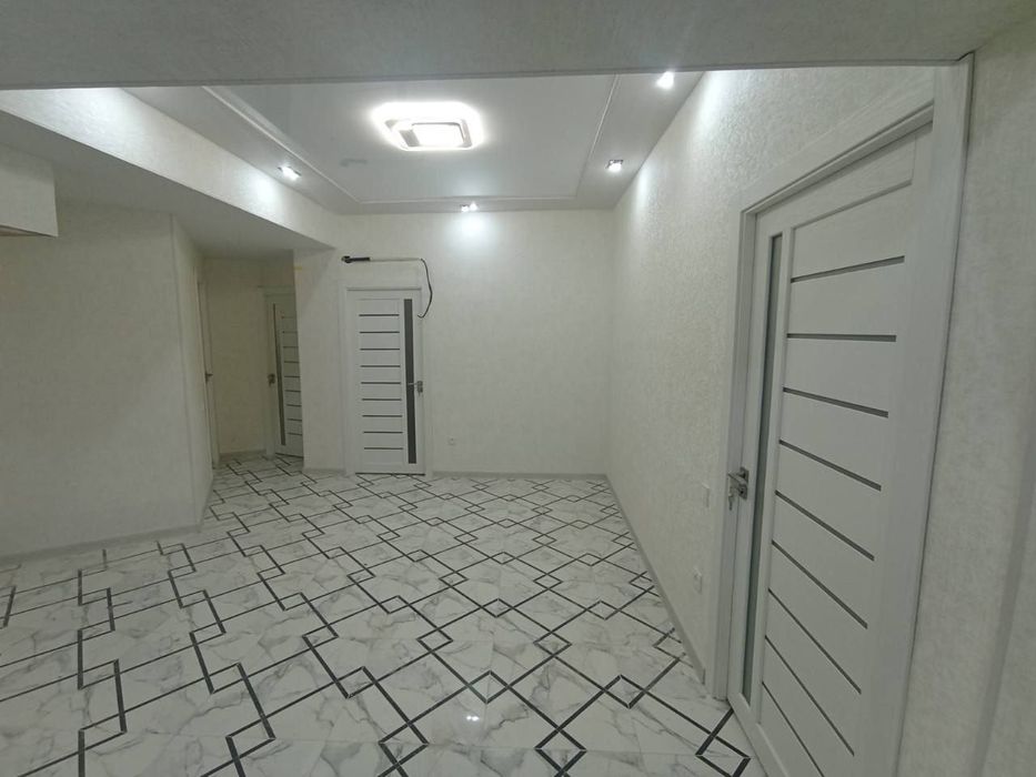 Uchtepa Tumani 23 - Farxod bozori - Ofis 129m2
- Нотурар
- 129 м